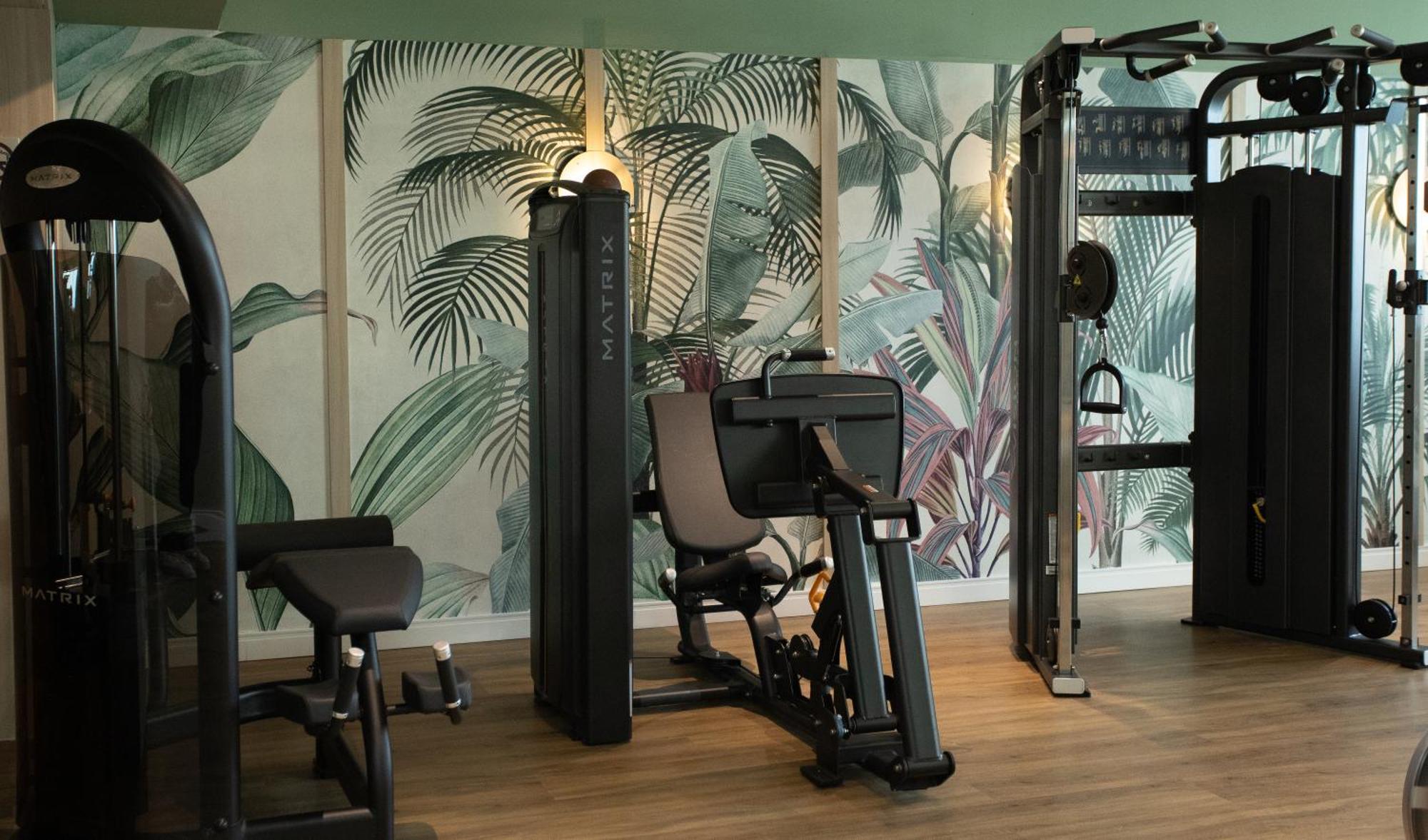 Grand Mercure Rio de Janeiro Copacabana Regente Exterior foto A leg press machine